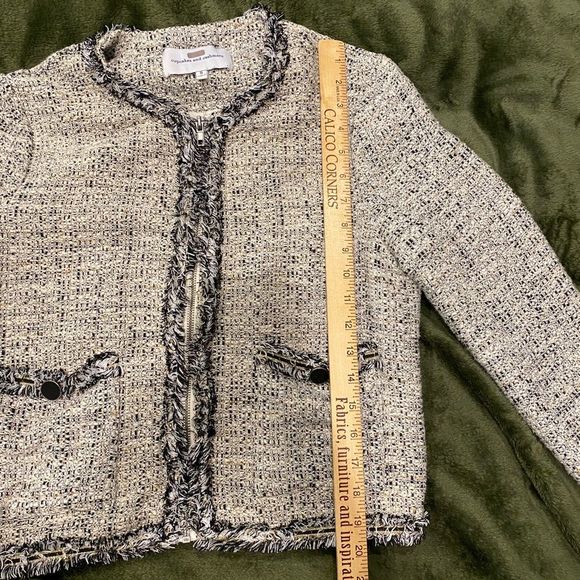 cupcakes & cashmere Belicia Fringe Jacquard Grey Jacket - Picture 10 of 13